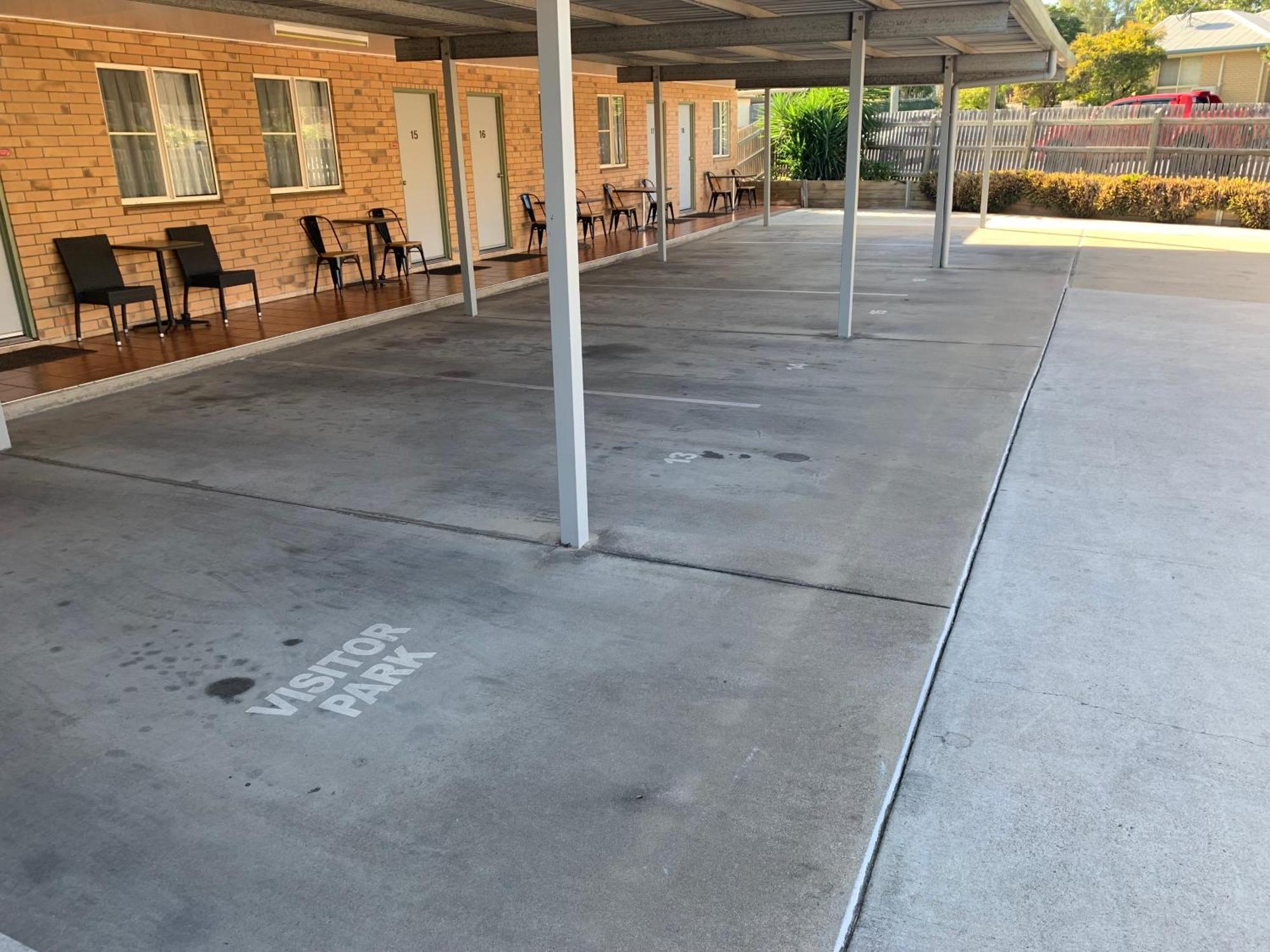 Raintree Motel Biloela Bagian luar foto