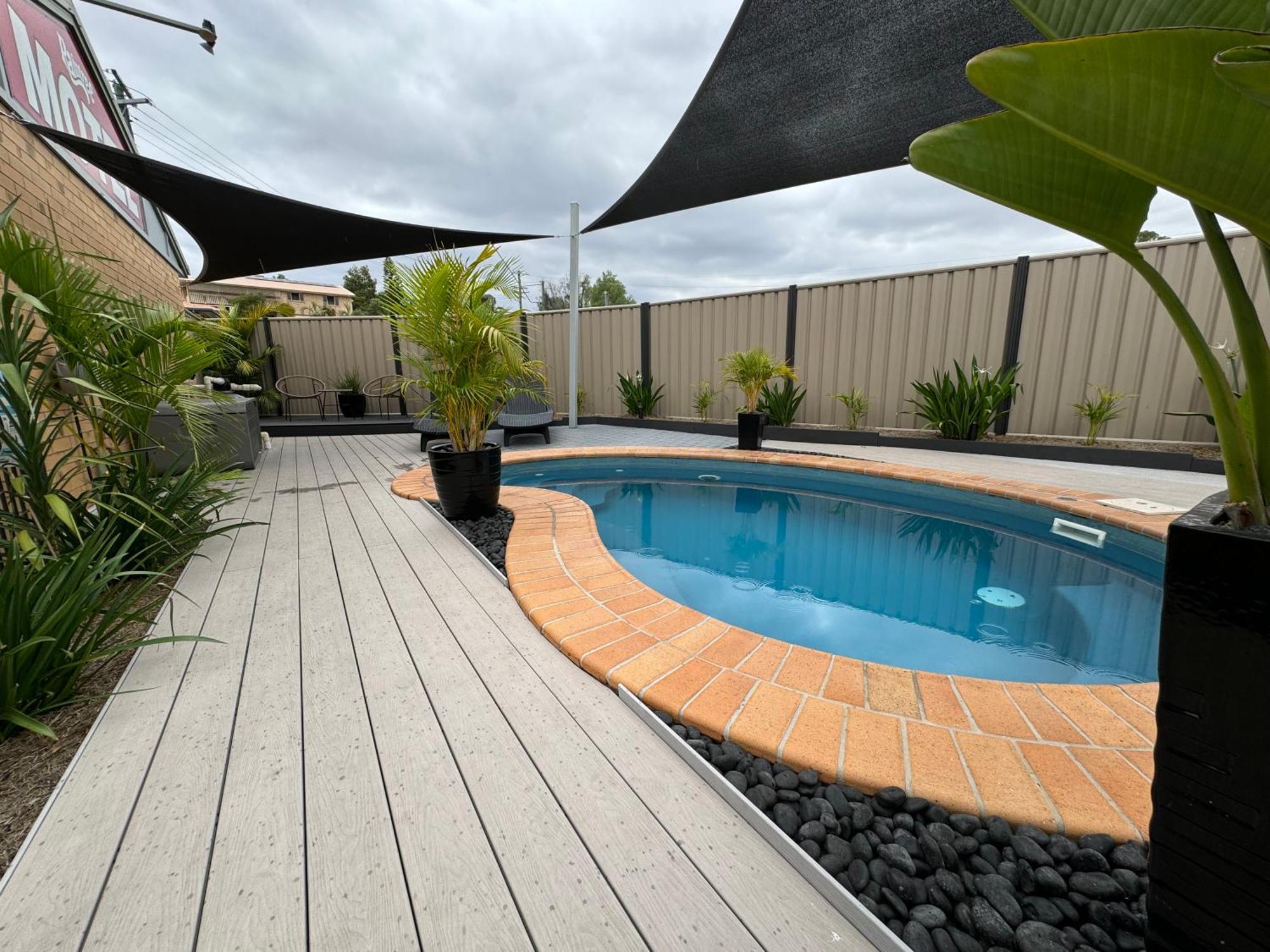 Raintree Motel Biloela Bagian luar foto